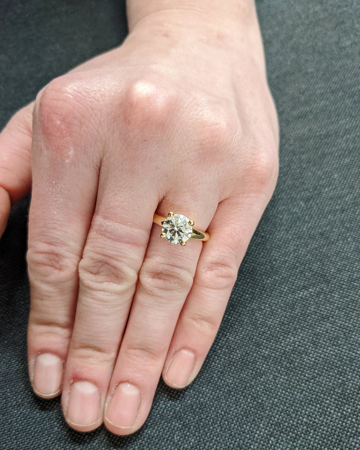 2.0CT Round Cut Solitaire Lab Grown Diamond Engagement Ring For Women