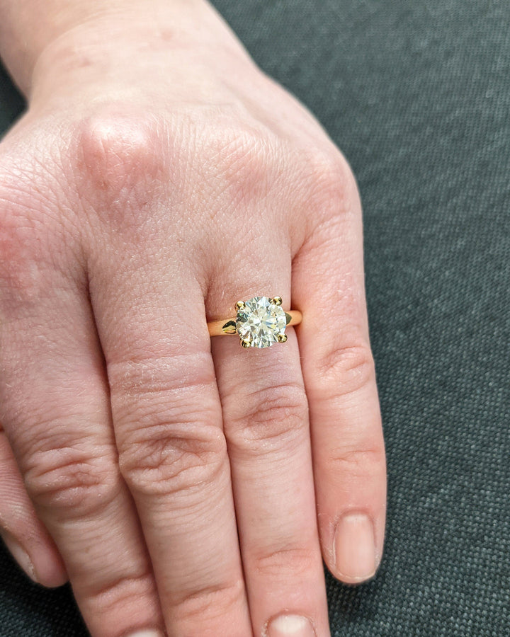 2.0CT Round Cut Solitaire Lab Grown Diamond Engagement Ring For Women