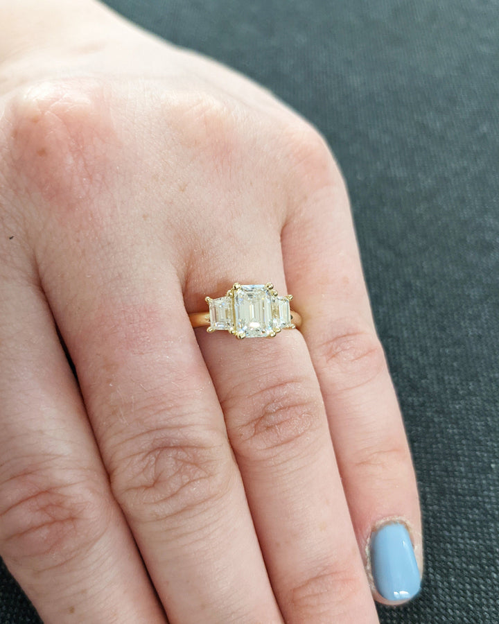 1.0CT Emerald Cut 3 Stone Lab Grown Diamond Engagement Ring For Women Minimalist Wedding Ring