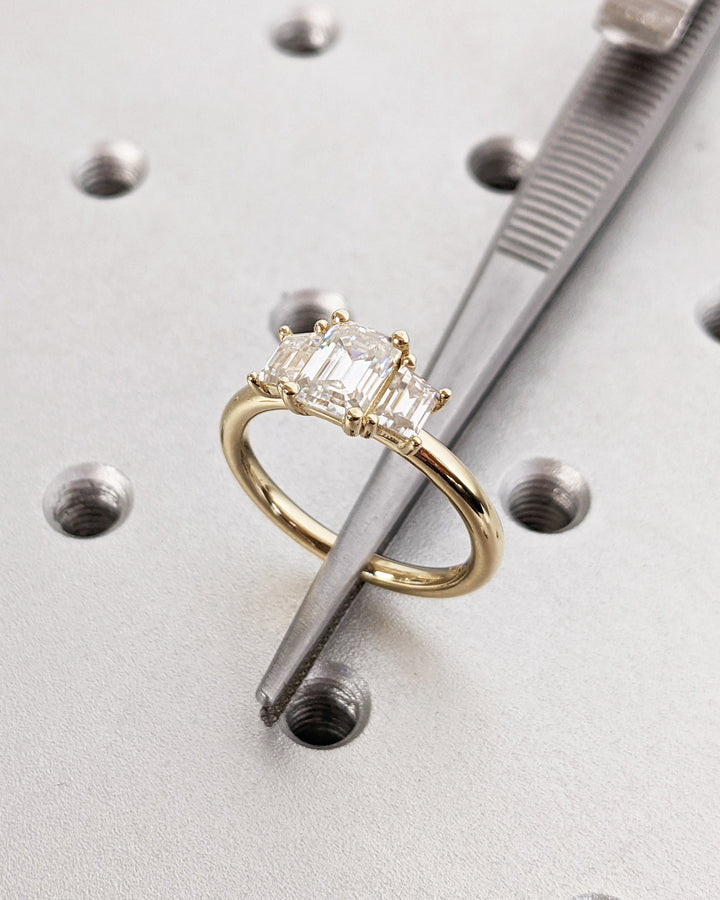 1.0CT Emerald Cut 3 Stone Lab Grown Diamond Engagement Ring For Women Minimalist Wedding Ring