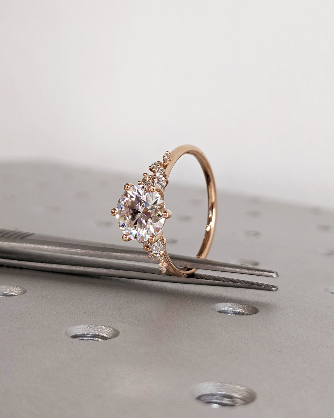 2.0CT Round Lab Grown Diamond Cluster Engagement Ring For Women