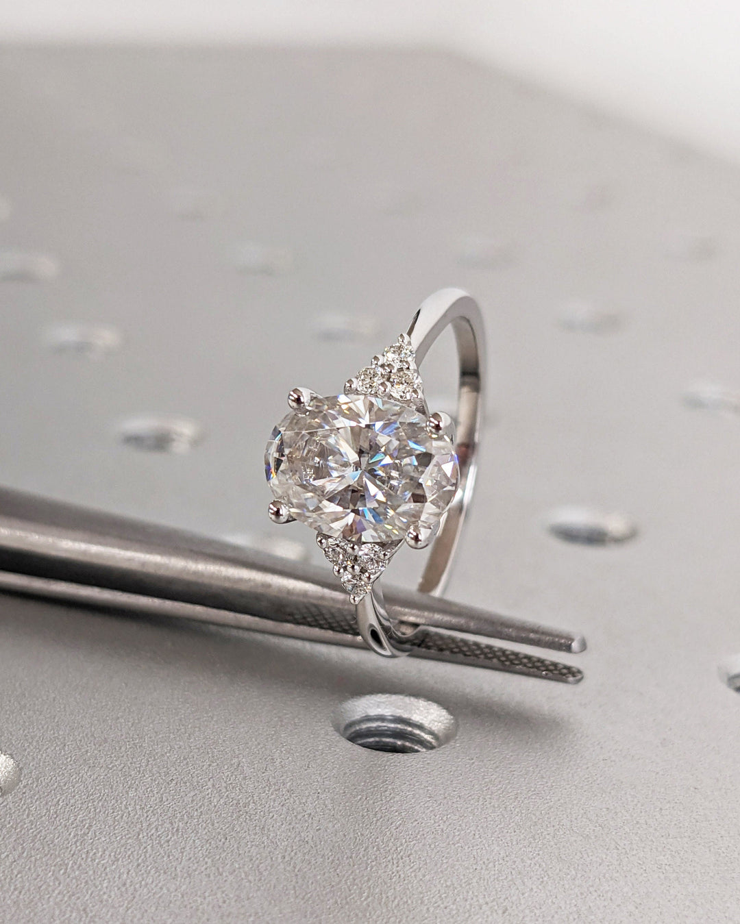 2.0CT Oval Cut Cluster Lab Grown Diamond Engagement Ring For Women