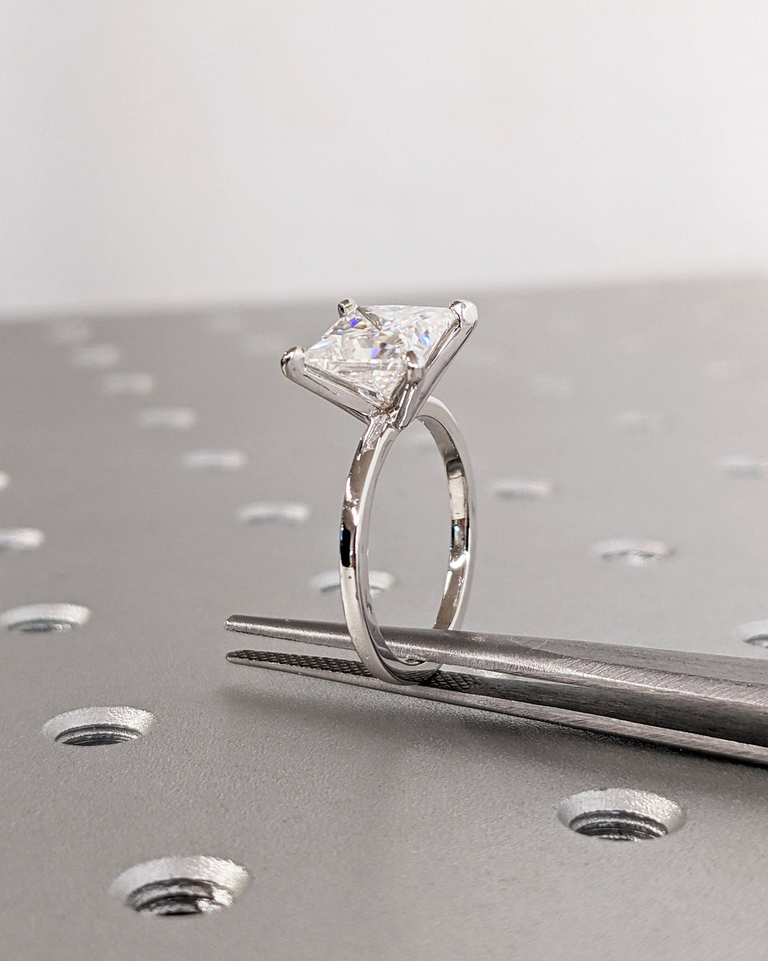 2.0CT Princess Cut Solitaire Lab Grown Diamond Engagement Ring For Women