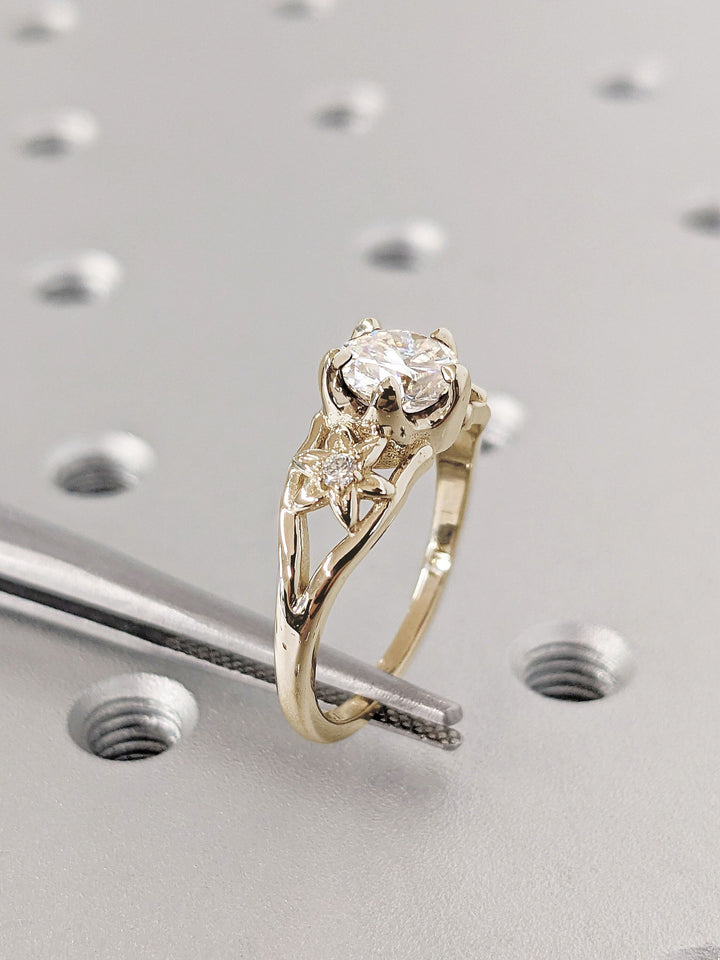 1.0CT Round Cut Unique 3 Stone Lab Grown Diamond Engagement Ring For Women