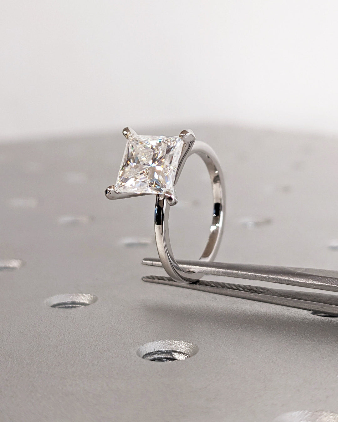 2.0CT Princess Cut Solitaire Lab Grown Diamond Engagement Ring For Women