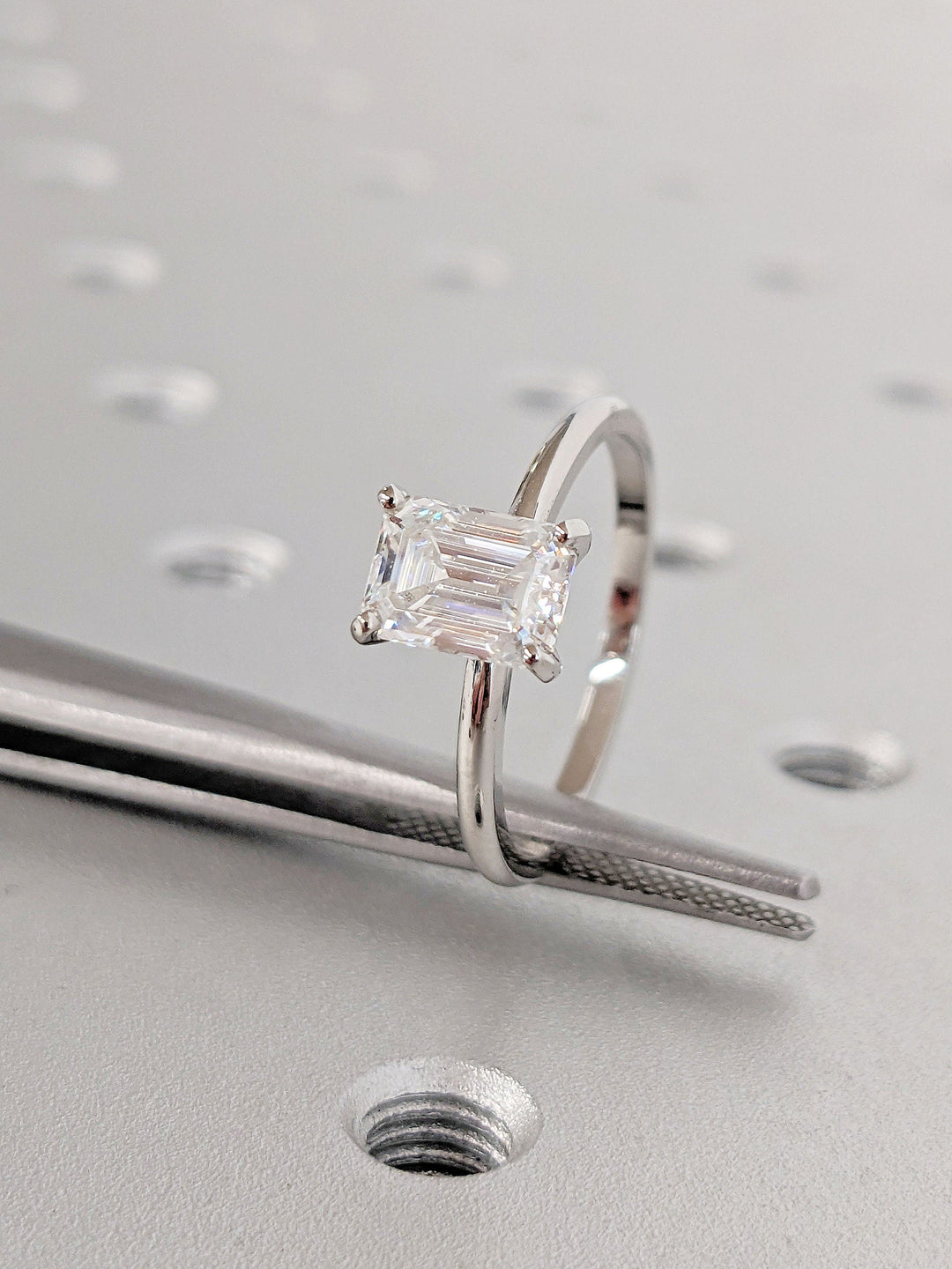1.0CT Emerald Cut Solitaire Lab Grown Diamond Engagement Ring For Women