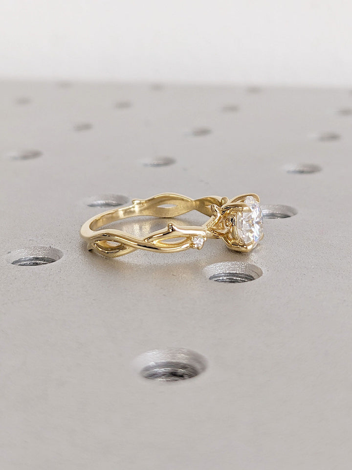 1.0CT Round Cut Twig Lab Grown Diamond Engagement Ring in 18K Yellow Gold