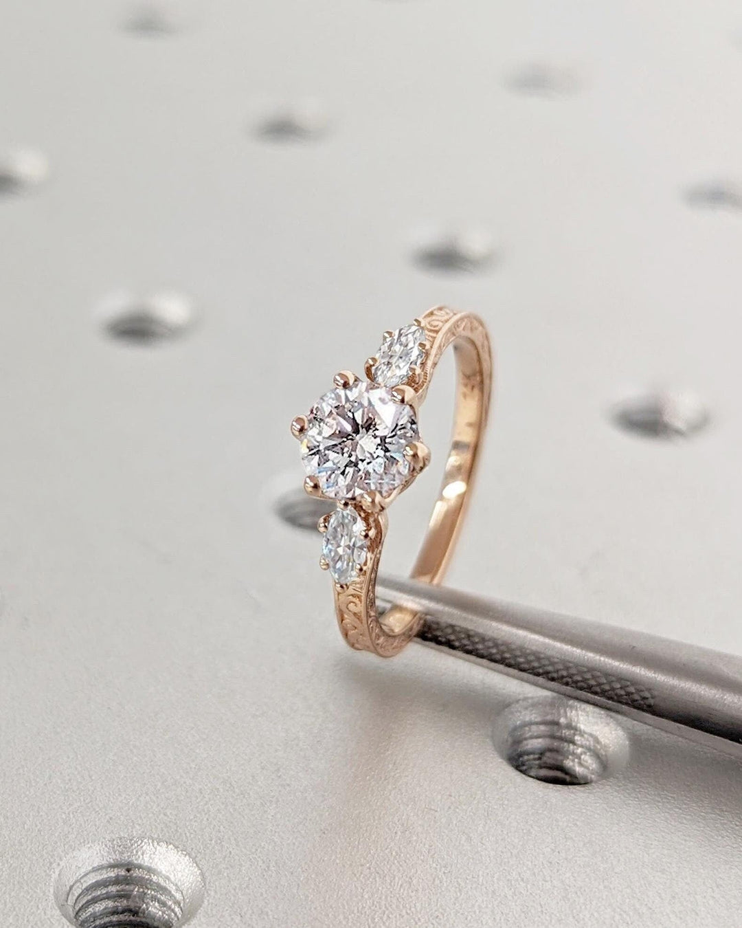 1.0CT Round Brilliant Cut Three Stone Lab Grown Diamond Engagement Ring Ornate Scrollwork Band