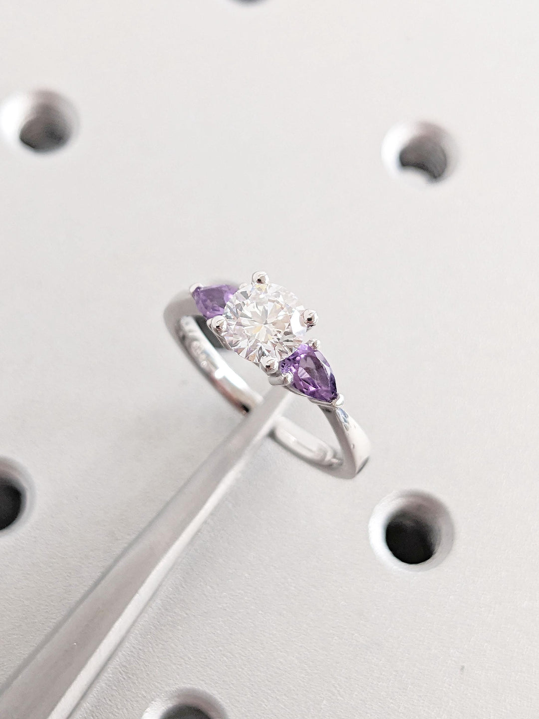 1.0CT Round Cut 3 Stone Lab Grown Diamond Engagement Ring Trilogy Engagement Ring