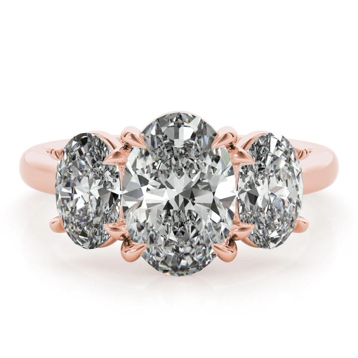 luxury engagement ring
