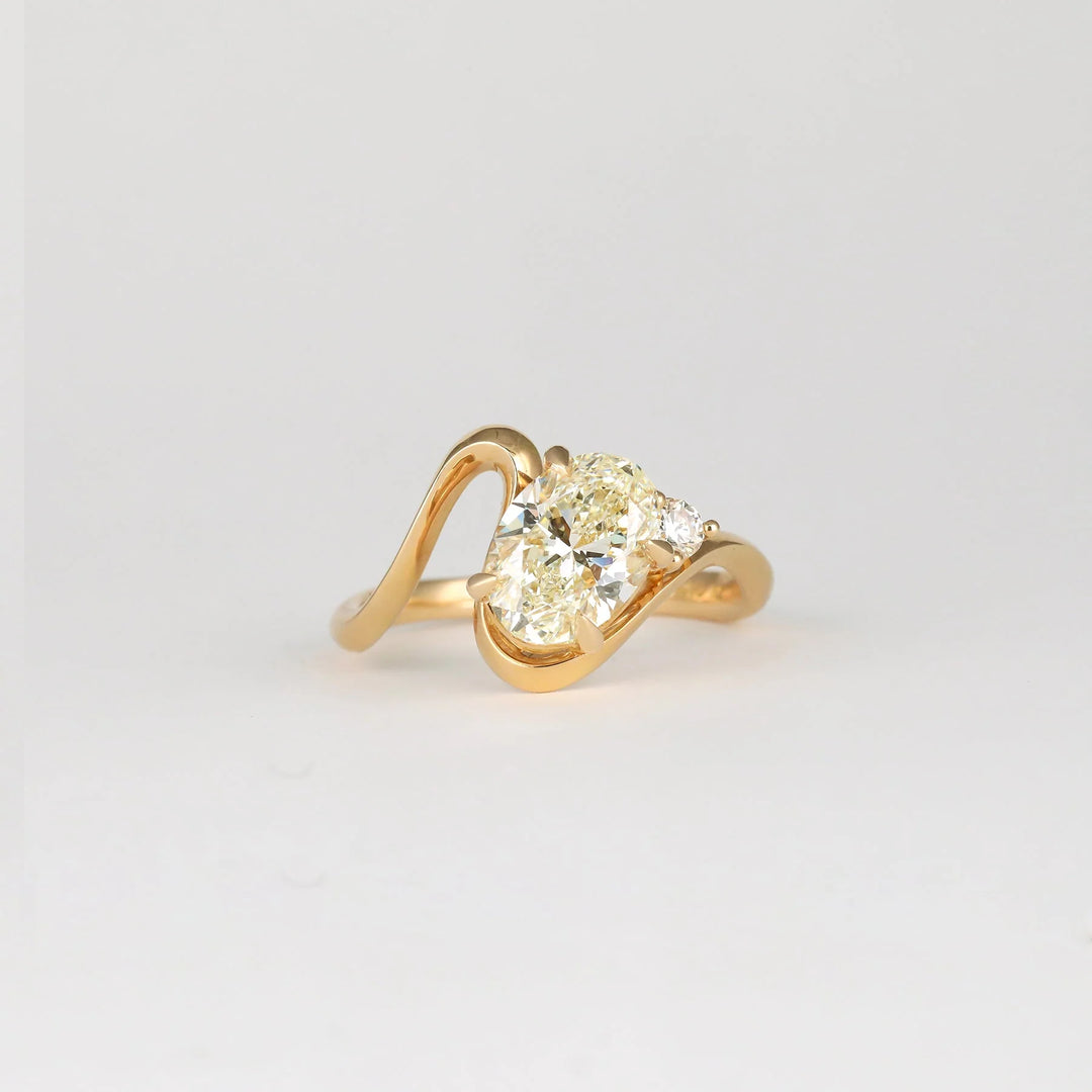 1.50ct Oval E/VS1 CVD Unique Diamond Rings Design Engagement With Matching Band