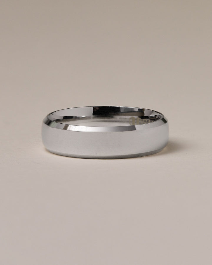 mens round bevel ring
