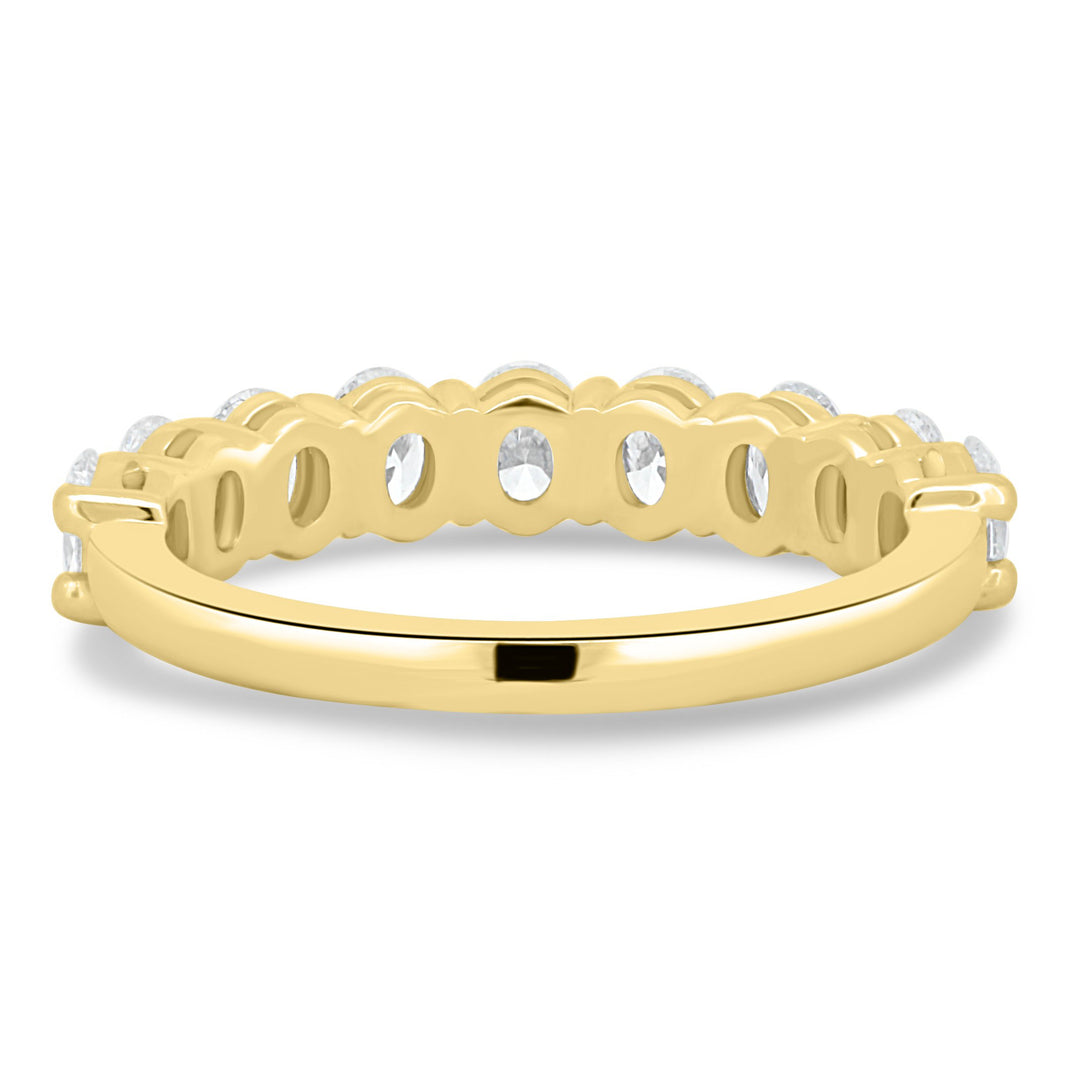 oval diamond wedding band yellow gold