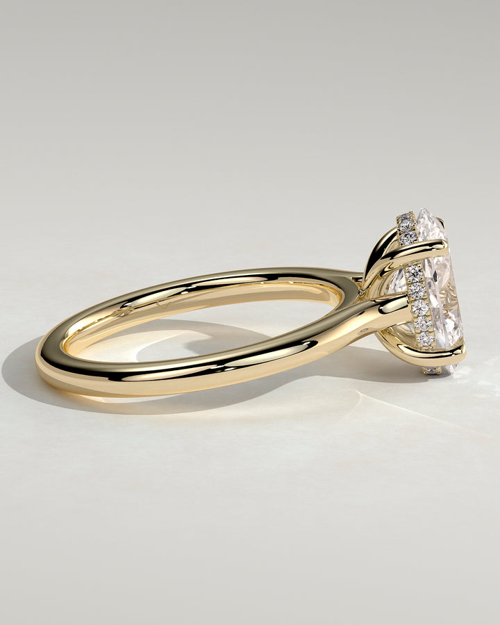 oval engagement ring gold
