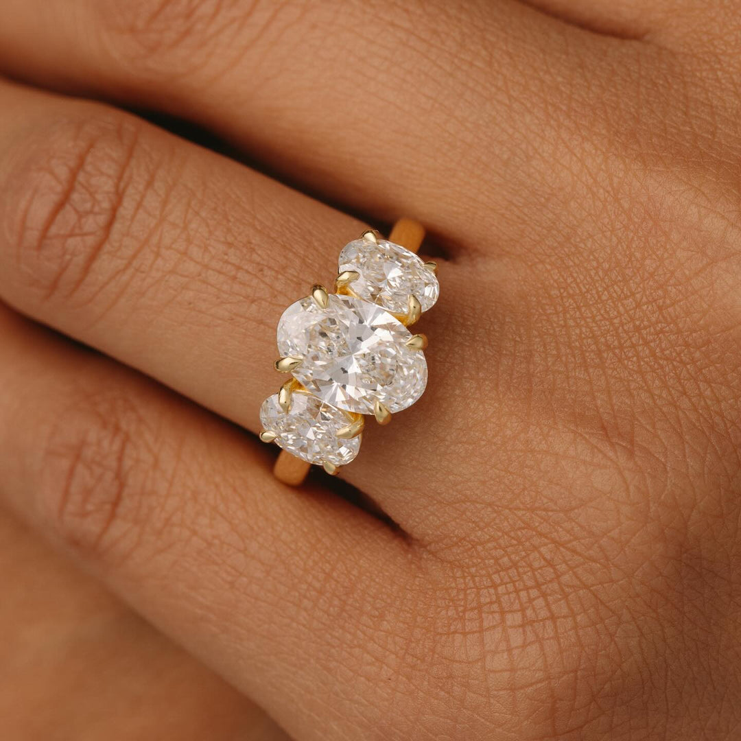 oval cwedding engagement rings