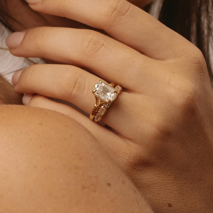 oval wedding ring