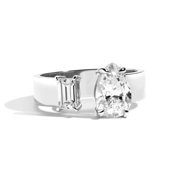 1.0ct Pear F/VS1 CVD Diamond Unique Band Engagement Ring