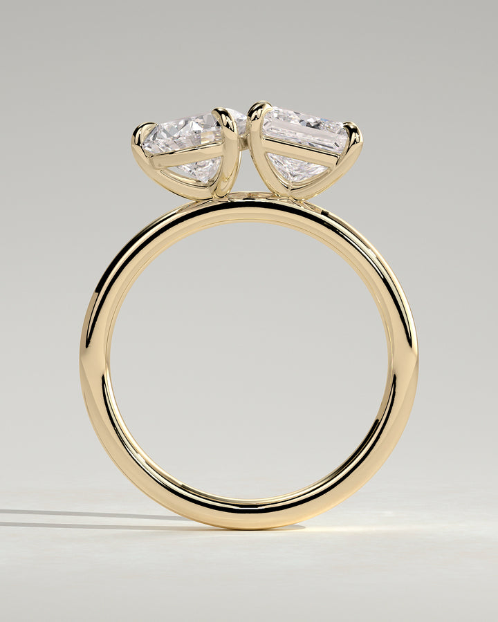 pear cut diamond ring