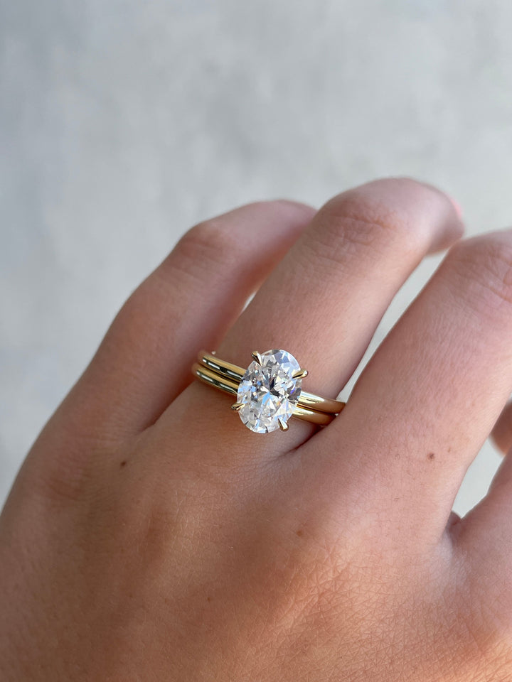 plain wedding ring
