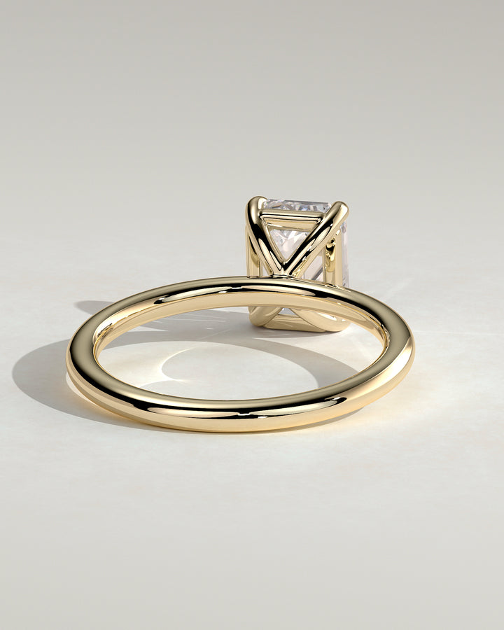 solitaire classic engagement ring