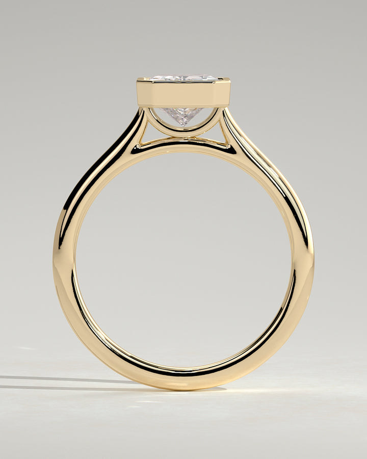 solitaire diamond engagement ring
