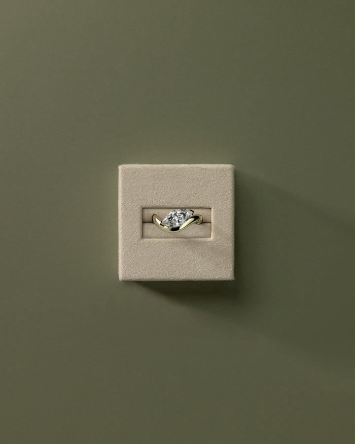 solitaire ring  