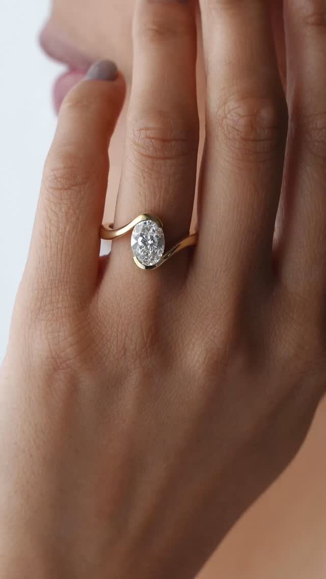 oval engagement ring with wedding band