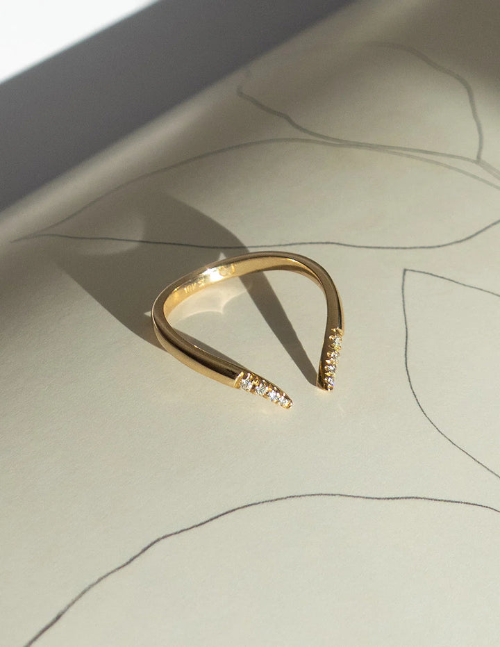 Pear shaped engagement ring