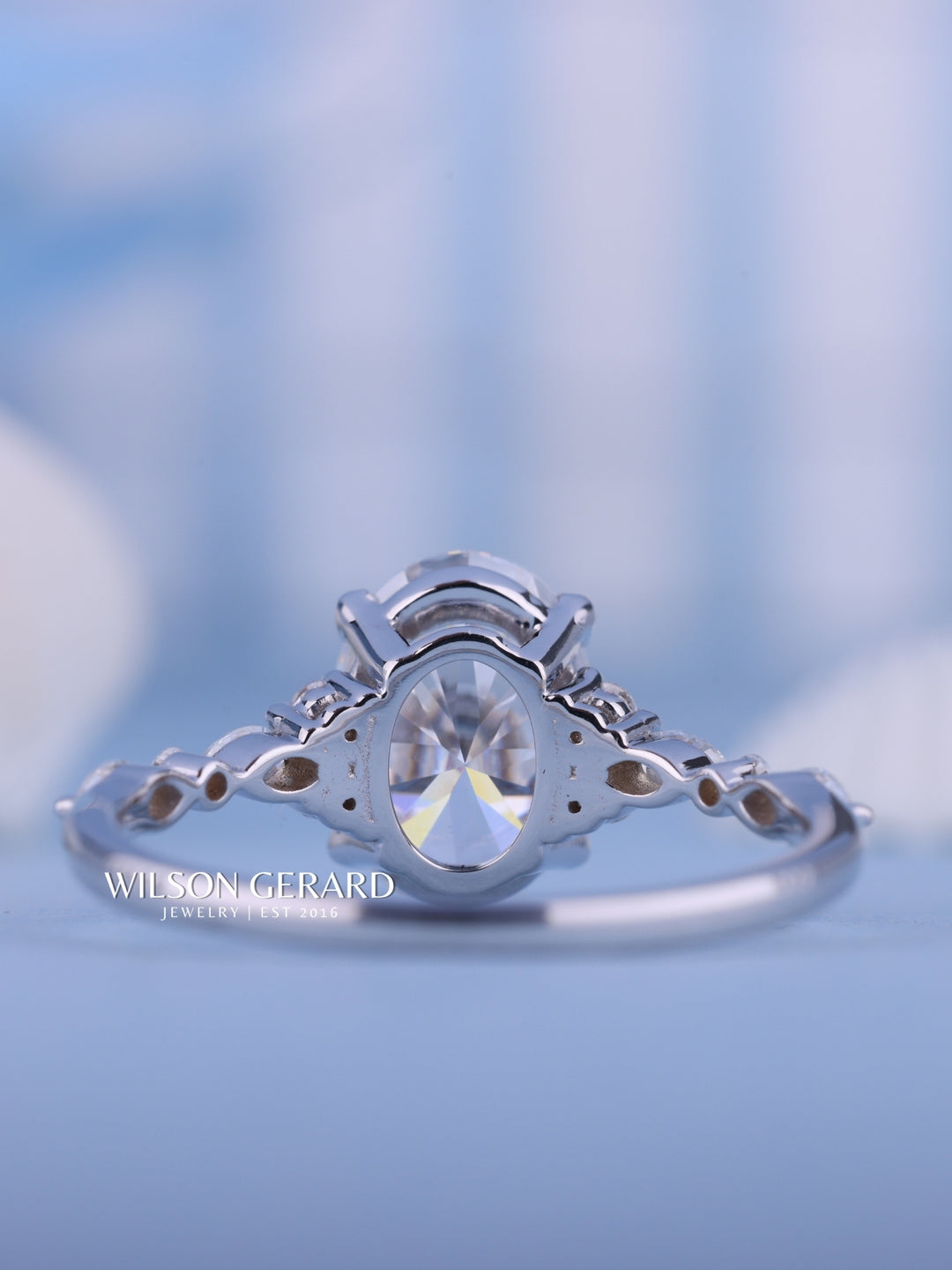 2.0CT Oval E/VS1 CVD Diamond Cluster Engagement Ring