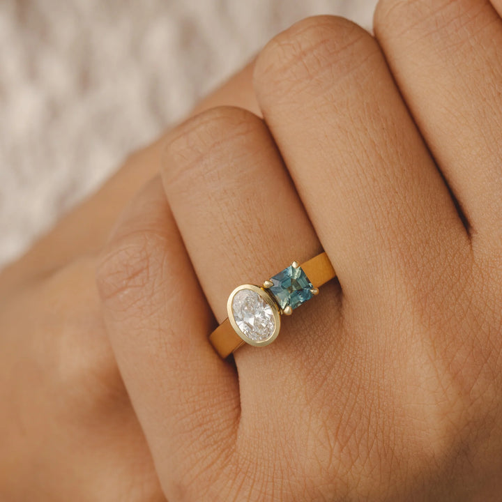 toi et moi engagement ring
