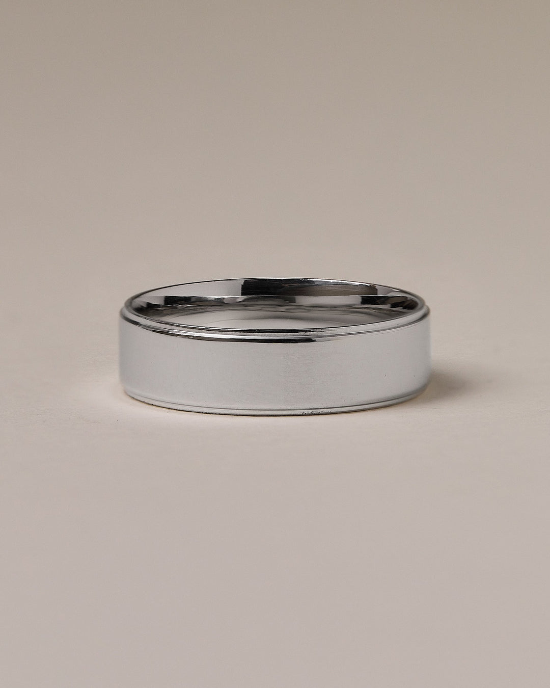 wedding band
