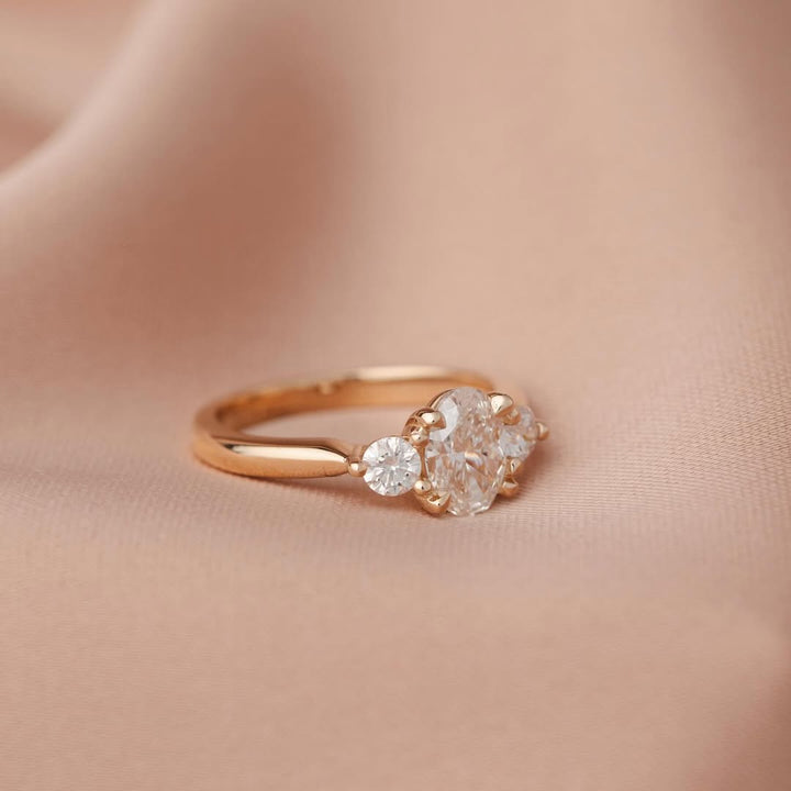 women engagement ring
