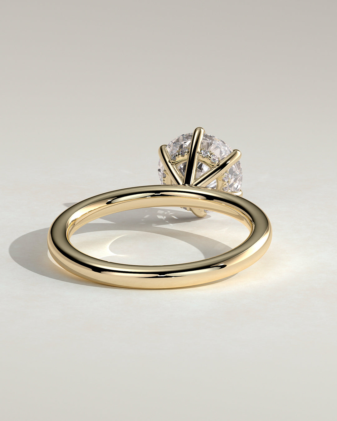 VVS2 round diamond engagement ring
