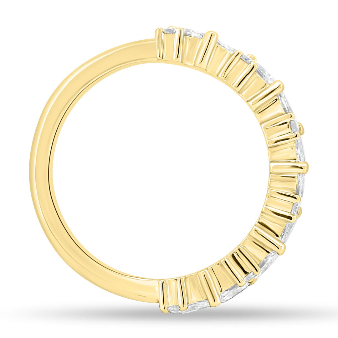 yellow gold wedding ring
