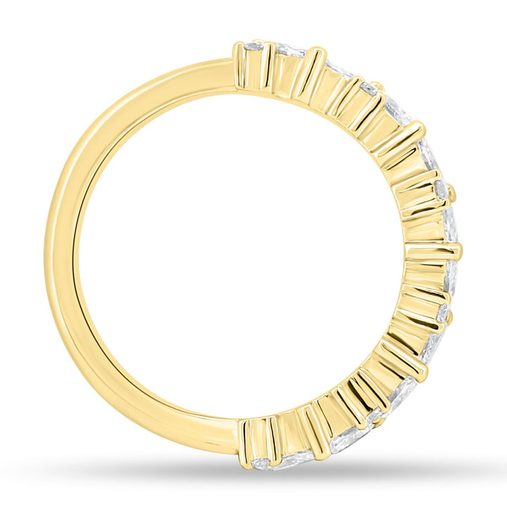 yellow gold wedding ring
